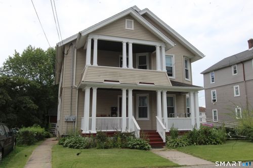 124 Columbia St, New Britain, CT, 06052-1725 | Card Image