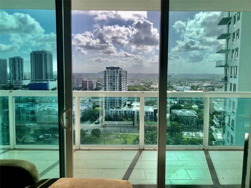 apt-2210-1800 N Bayshore Dr, Miami, FL, 33132-3228 | Card Image