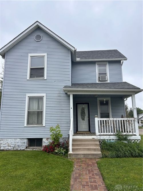 4 E Mckinley St, Brookville, OH, 45309-1717 | Card Image