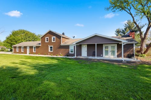 1107 N East St, Marengo, IL, 60152-2342 | Card Image