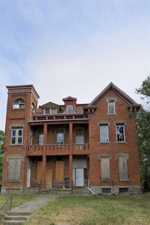 608 Crown St, Cincinnati, OH, 45206-1965 | Card Image