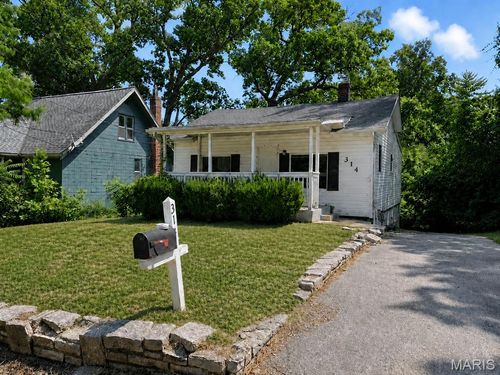 314 Midridge Dr, Saint Louis, MO, 63137-3644 | Card Image