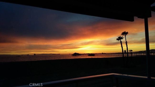 1207 Seal Way, Home with 6 bedrooms, 4 bathrooms and 2 parking in Seal Beach CA | Image 45
