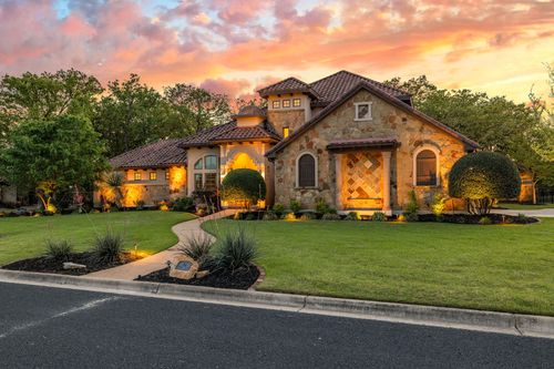 105 Hopewell Cir, Georgetown, TX, 78628-6958 | Card Image