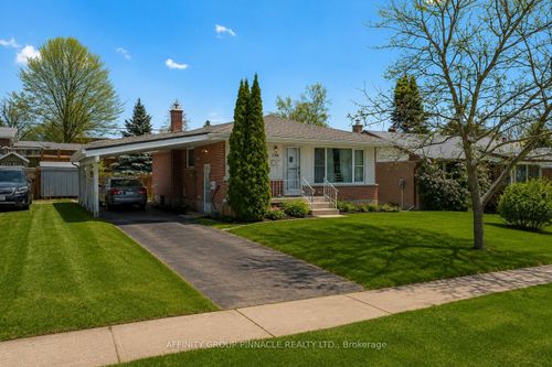 1096 Barnardo Ave, Peterborough, ON, K9H5X2 | Card Image