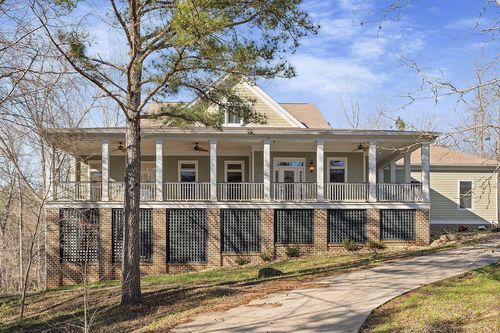 405 Saint Johns Dr, North Augusta, SC, 29860-7528 | Card Image