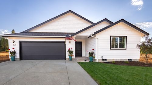 7-1154 Cascade Dr, Cave Junction, OR, 97523 | Card Image