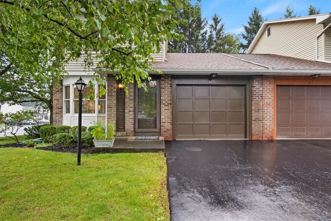 Branchwood Ln, Rochester, NY 14618