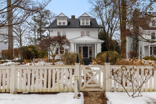 13 Lockwood Ave, Old Greenwich, CT, 06870-1720 | Card Image