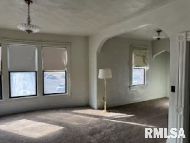 1703 Brady St, Home with 0 bedrooms, 0 bathrooms and 4 parking in Davenport IA | Image 5