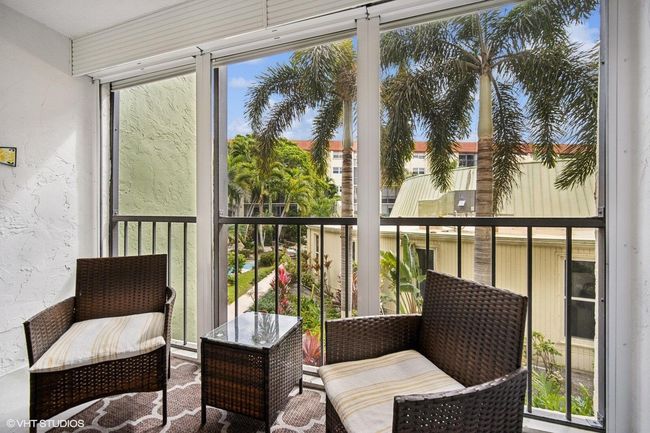 APT-226C - 5300 Ne 24 Th Ter, Condo with 2 bedrooms, 2 bathrooms and null parking in Fort Lauderdale FL | Image 17