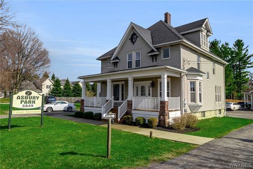 8-5849 Broadway Street, Lancaster, NY, 14086 | Card Image