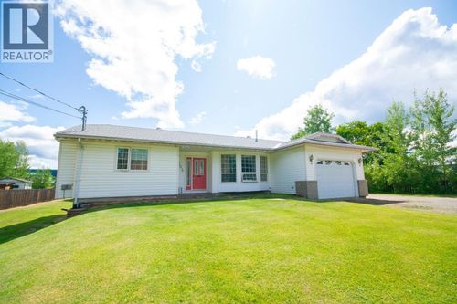 1002 Maple Heights Rd, Quesnel, BC, V2J3X3 | Card Image