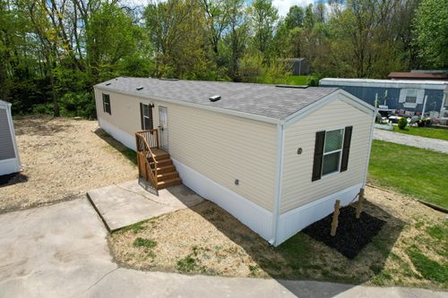 29 Blue Water Dr, Cicero, IN, 46034-9292 | Card Image