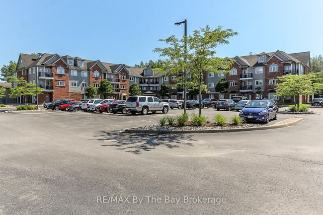 211 - 16 Westbury Rd, Condo with 2 bedrooms, 2 bathrooms and 1 parking in Wasaga Beach ON | Image 31