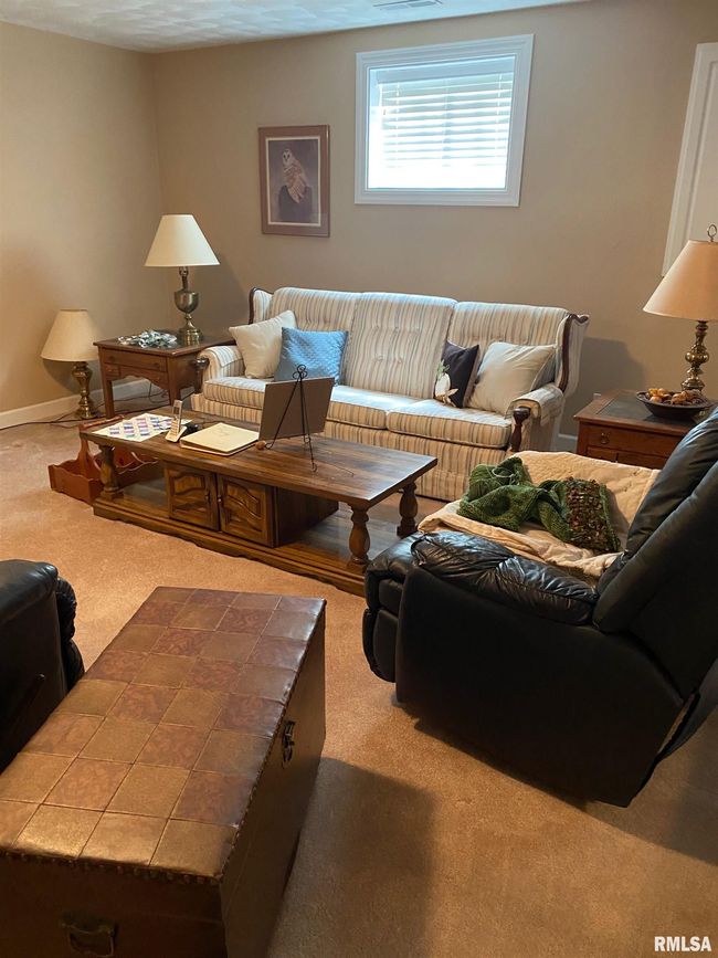 11012 N Rhonda Way, House other with 3 bedrooms, 3 bathrooms and null parking in Dunlap IL | Image 43