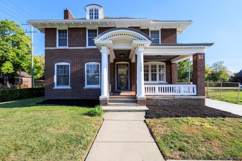 360 E Boston Blvd, Detroit, MI, 48202-1364 | Card Image