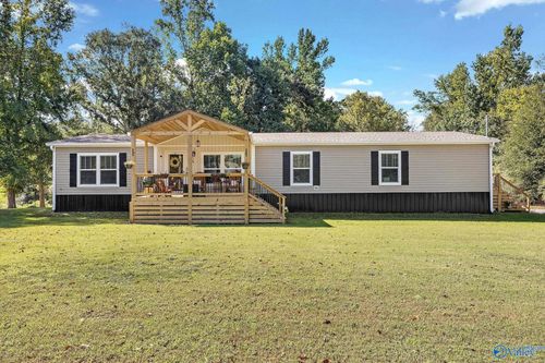 680 Ridgeway Rd, Altoona, AL, 35952-6138 | Card Image