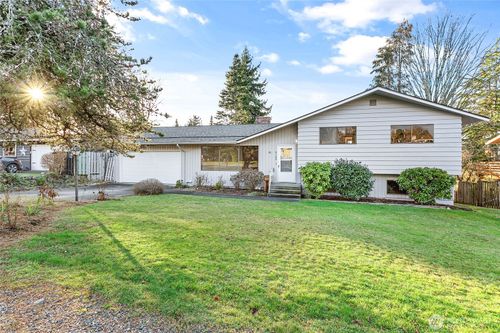 2109 Ontario St, Bellingham, WA, 98229-4029 | Card Image