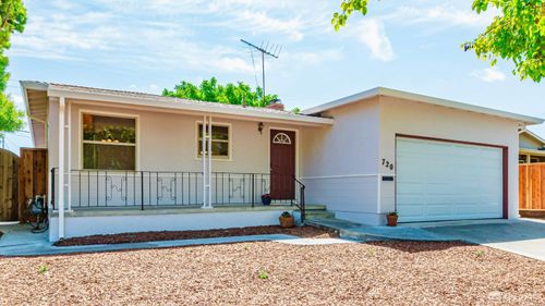 720 Santa Paula Ave, Sunnyvale, CA, 94085-3418 | Card Image