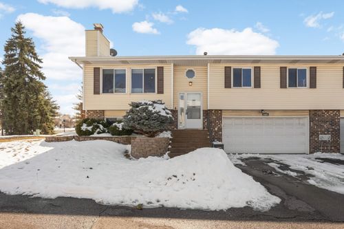 4465 Clover Ln, Eagan, MN, 55122-2437 | Card Image