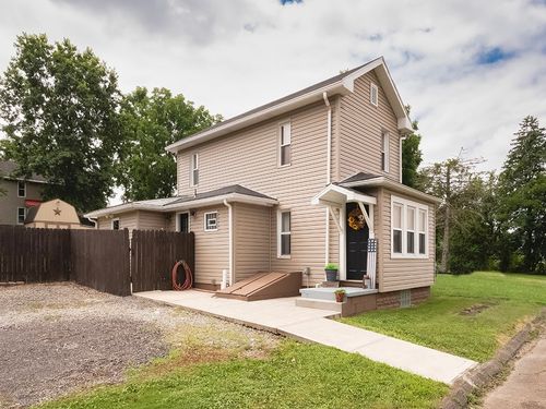 636 Railroad Ave, Avonmore, PA, 15618-1601 | Card Image