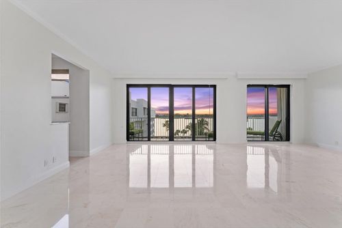 601-2860 S Ocean Blvd, Palm Beach, FL, 33480-5584 | Card Image