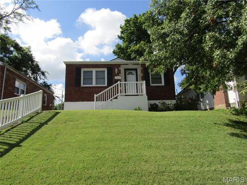 6532 Southwest Ave, Saint Louis, MO, 63139-2751 | Card Image
