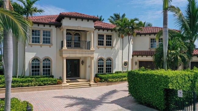 10 Bella Vista Ave, House other with 6 bedrooms, 5 bathrooms and null parking in Lake Worth Beach FL | Image 1