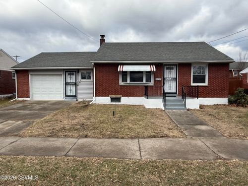 609 E 8th St, Berwick, PA, 18603-3301 | Card Image