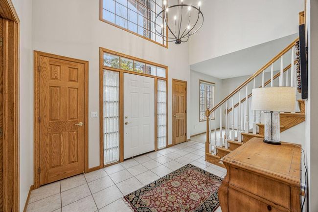 Spacious 2 story foyer. | Image 4