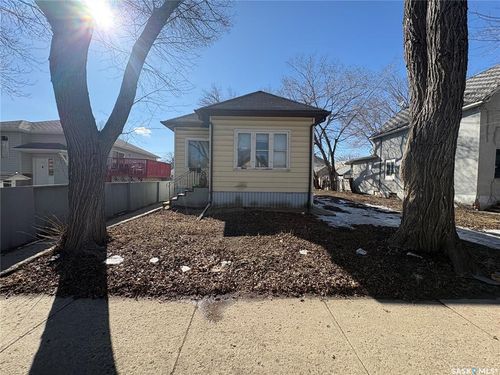 1750 Ottawa St, Regina, SK, S4P1P2 | Card Image
