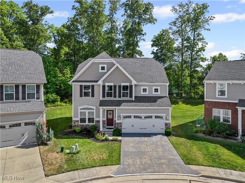 3137 Blackburn Ln, Brunswick, OH, 44212-1387 | Card Image