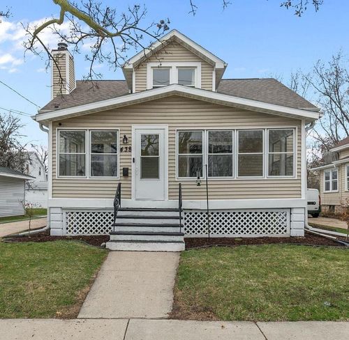 438 S Baird Street, GREEN BAY, WI, 54301 | Card Image