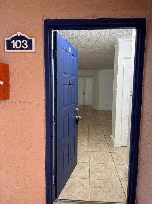 apt-103-15781 Sw 106th Ter, Miami, FL, 33196-4240 | Card Image