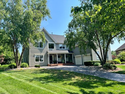 9 Sandpiper Ct, SKILLMAN, NJ, 08558-2220 | Card Image