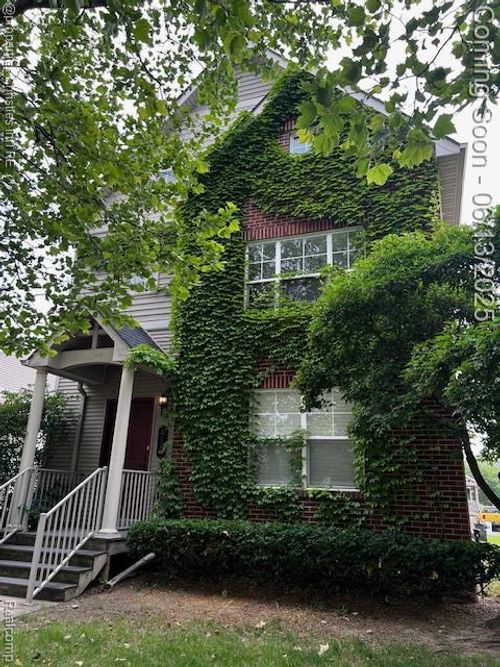 4120 Miracles Blvd, Detroit, MI, 48201-1518 | Card Image