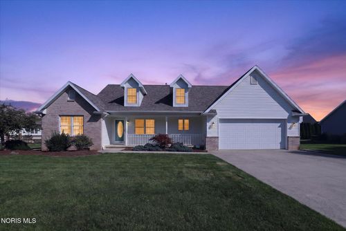 703 Fairway Dr, Elmore, OH, 43416-9545 | Card Image