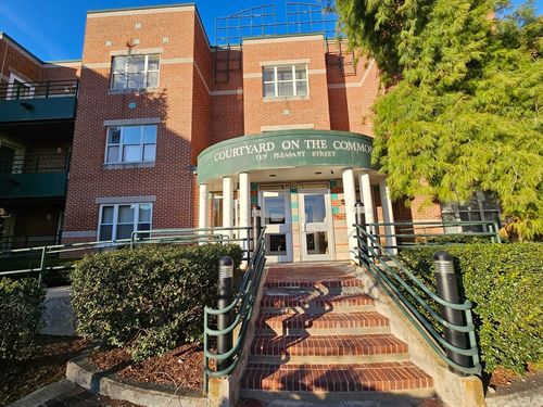 apt-115-10 Pleasant St, Lynn, MA, 01902-4439 | Card Image