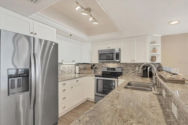2813 - 7470 Palm Island Dr, Condo with 2 bedrooms, 2 bathrooms and null parking in PLACIDA FL | Image 27