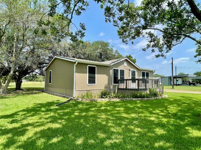 231 Meadowlark St, House other with 3 bedrooms, 2 bathrooms and null parking in Palacios TX | Image 2