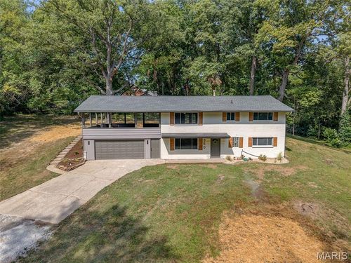 360 Valley Dr, East Alton, IL, 62024-2149 | Card Image