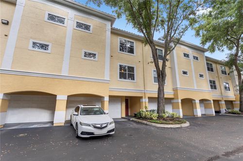 1825-1825 Shadow View Cir, MAITLAND, FL, 32751-7511 | Card Image