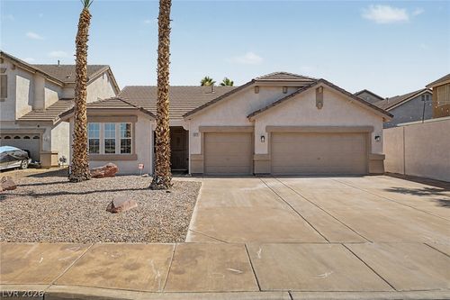 835 Entrada Ridge Ave, Henderson, NV, 89012-2621 | Card Image