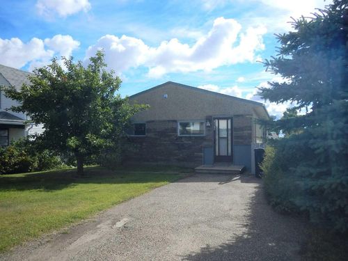 10829 106 Ave, Fairview, AB, T0H1L0 | Card Image