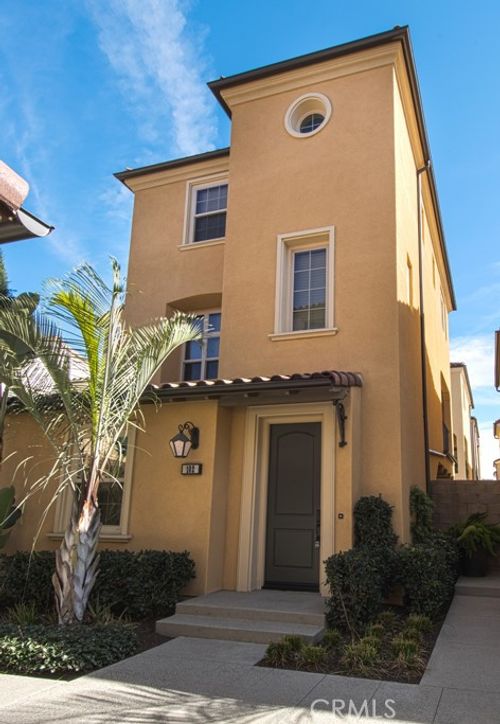 102 Painted Trellis, Irvine, CA, 92620 | Card Image