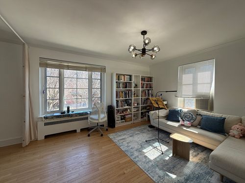 apt-3-11 Monmouth Ct, Brookline, MA, 02446-5614 | Card Image