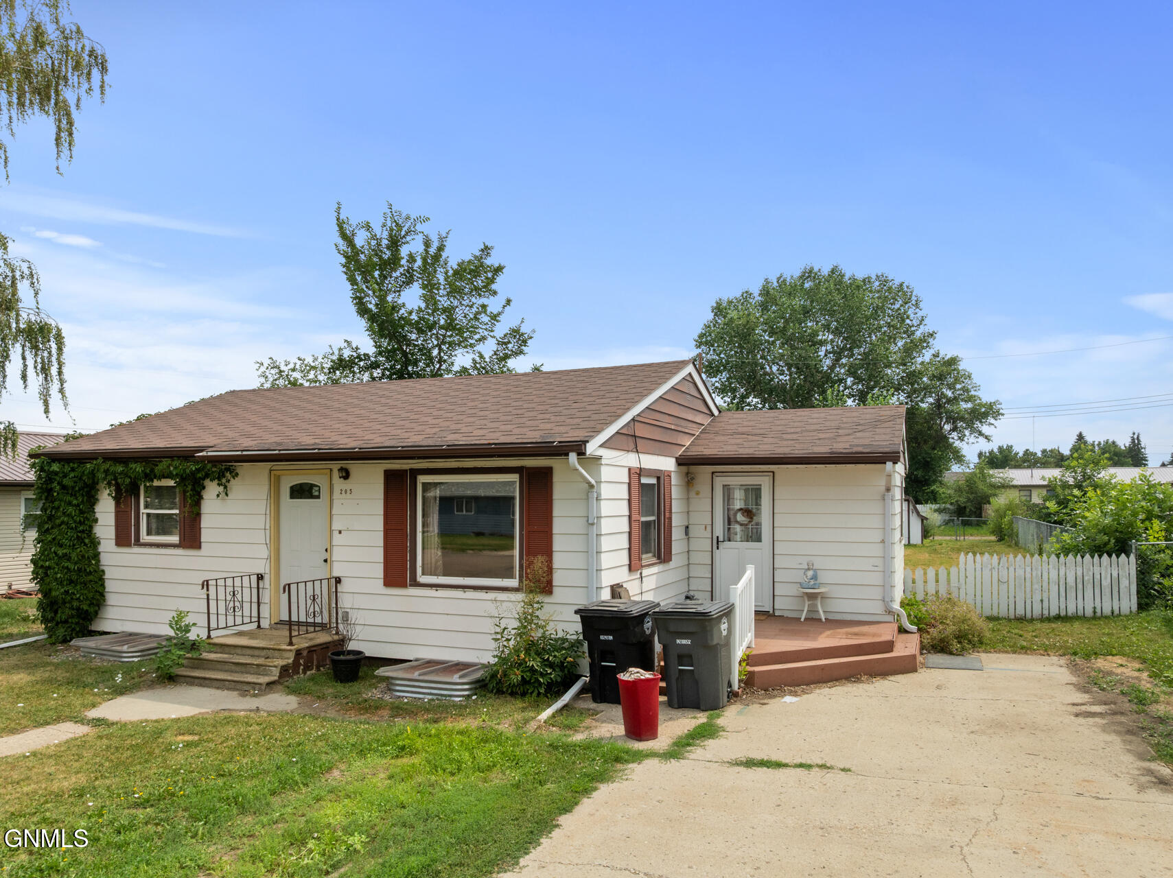 Residential in Tioga 3