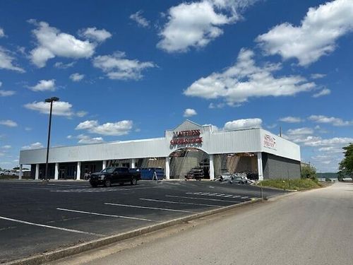 ste-3-81 Mall Rd, Somerset, KY, 42501-4101 | Card Image