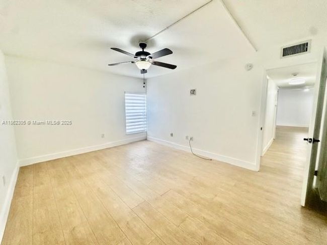 APT-207 - 110 Salamanca Ave, Condo with 2 bedrooms, 2 bathrooms and null parking in Coral Gables FL | Image 17